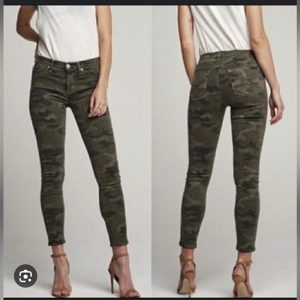 NWT Camo Print HUDSON Jeans, Size 25